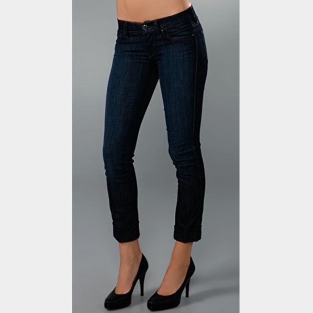 7FAM Edie Flood Crop